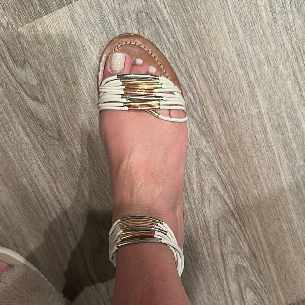 Tory Burch White and Gold Sandals with Metallic Accents